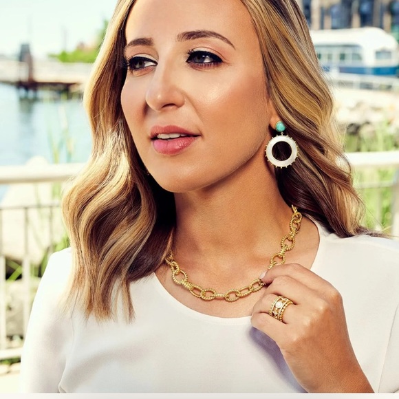 Freida Rothman Gold Chain toggle Necklace - Picture 2 of 5